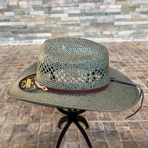 Hat - Picture 2 of 7